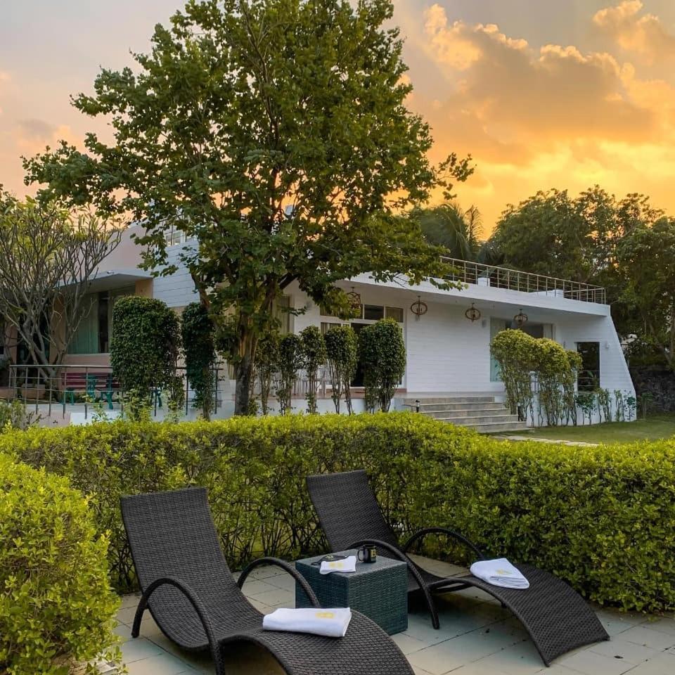 Khushana Villa By Baywatch Stayzz Madrás Exterior foto